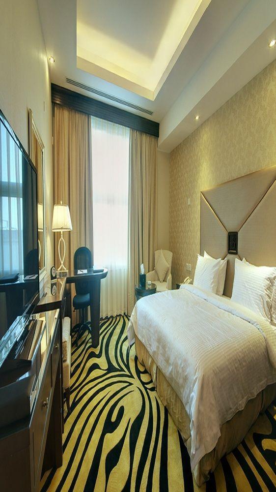 Sanam Hotel Suites - Rijad Zewnętrze zdjęcie