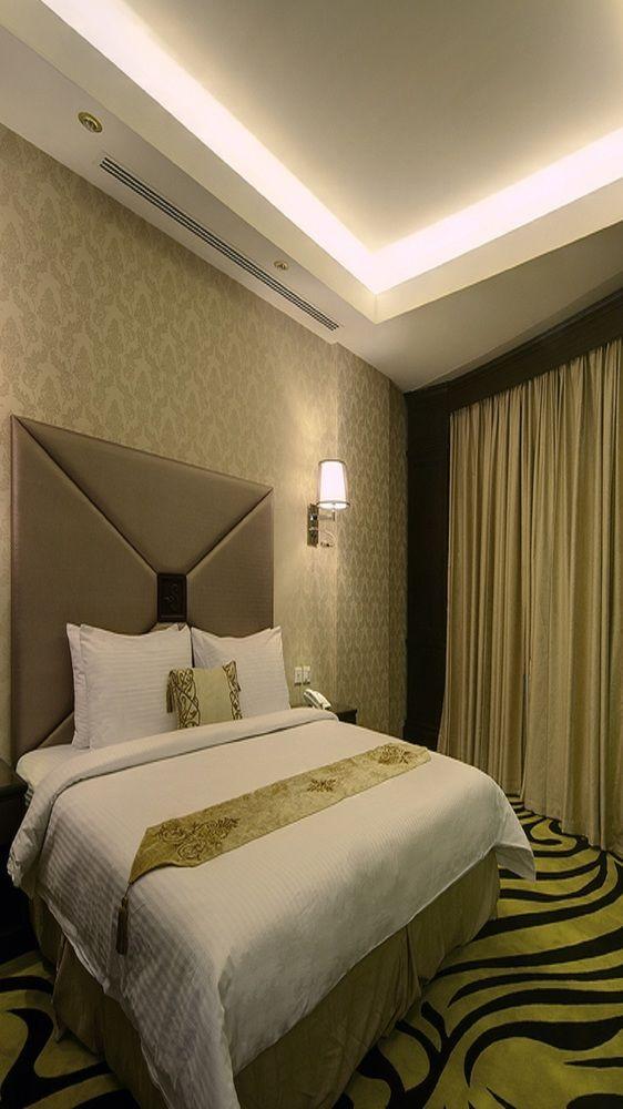 Sanam Hotel Suites - Rijad Zewnętrze zdjęcie